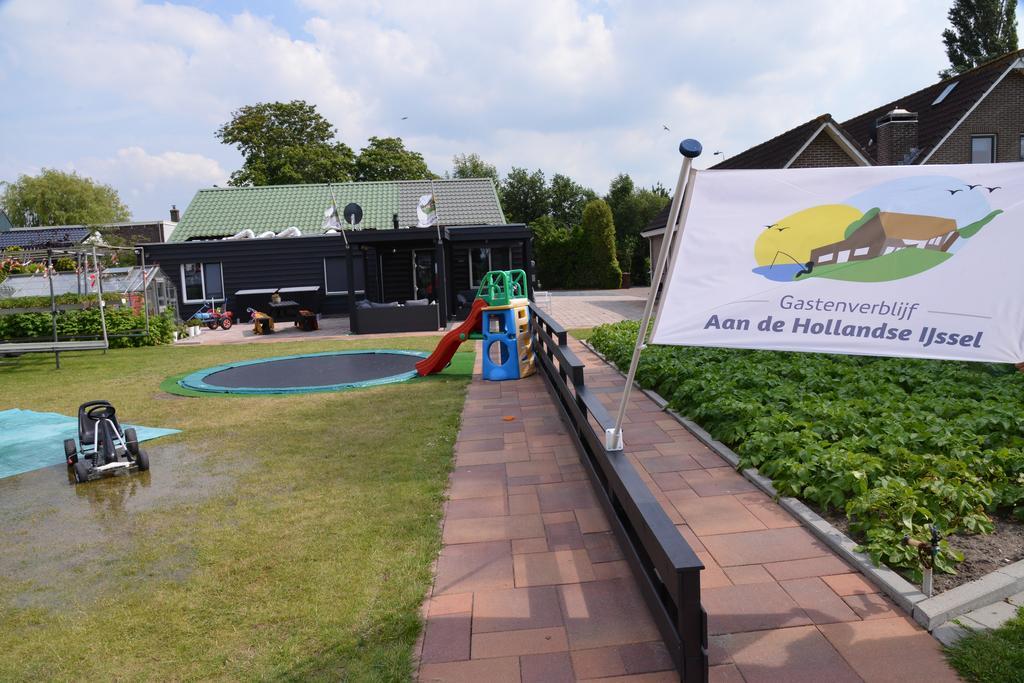 Guest House Aan De Hollandse Ijssel 몬트푸트 외부 사진